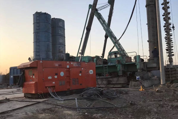 和平如何检查发电机组燃油系统的密封性？