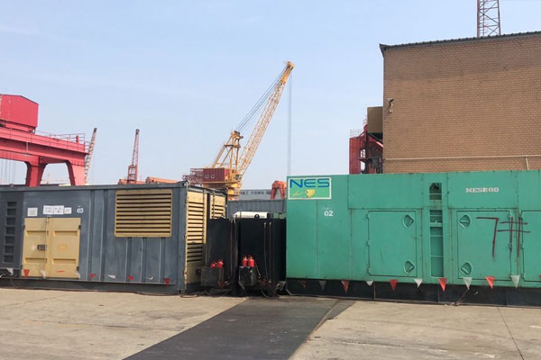 和平发电机出租空气滤清器的清洁频率是多少？